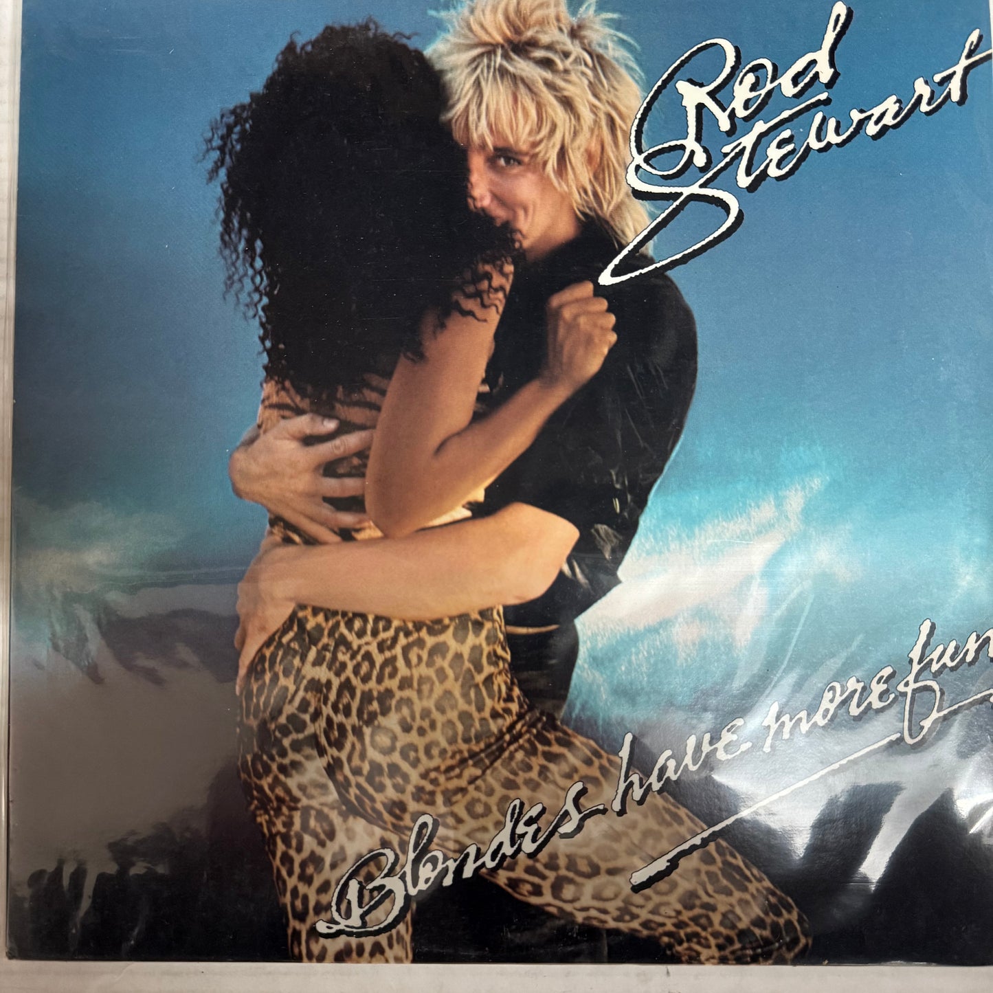 Rod Stewart - Blondes have more fun