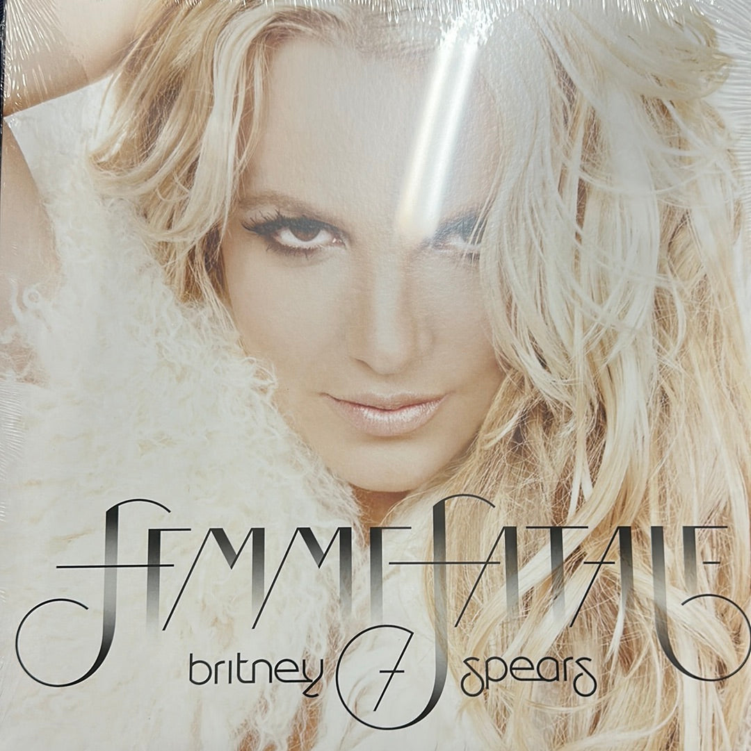 Britney Spears - Femme Fatale